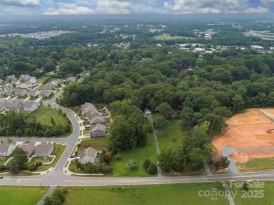 2232 Stallings Road, Matthews, Karolina Północna 28104, USA