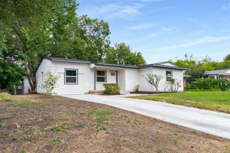 2609 Fenwick Drive, Dallas, Texas 75228, USA