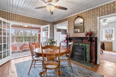 1410 Prairie Lane, Eau Claire, Wisconsin 54703, USA