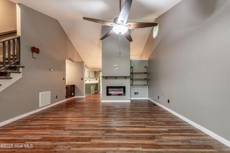 203 Lava Court, Jacksonville, North Carolina 28540
