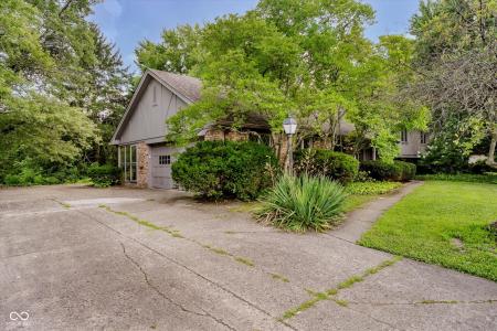 11327 Lakeshore Drive W, Carmel, Indiana 46033