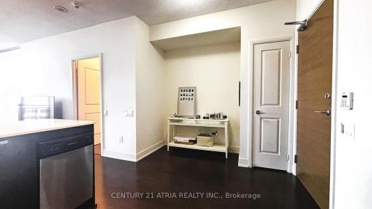 23 SHEPPARD AVENUE E, Toronto, Ontario M2N 0C8, Canadá