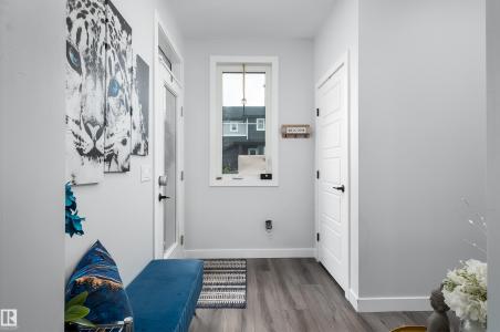 20892 131 AVENUE NW, Edmonton, Alberta T5S 0P1, Kanada