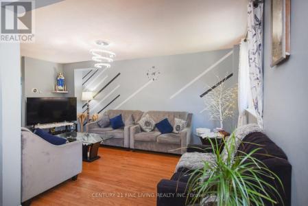 2700 BATTLEFORD ROAD, Mississauga (meadowvale), Ontario L5N 2S7, Canada