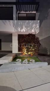 Boulevard Juan Pablo II. San Nicolás Premier 1410 INT 243,, Aguascalientes, Aguascalientes 20200, Messico