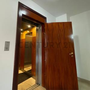 Principal PA, Caracas, Miranda 1083, Venezuela