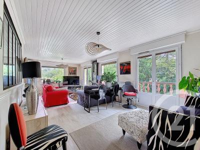 Les Bordes Sur Arize, Midi Pireneje 09350, Francja