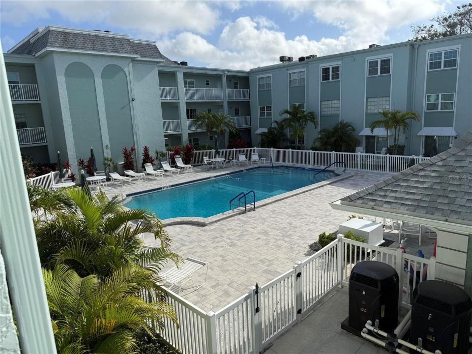 1706 BELLEAIR FOREST DRIVE 226, BELLEAIR, 佛罗里达州 33756, 美国