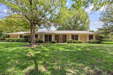5017 Montclair. Drive, Colleyville, Texas 76034, USA