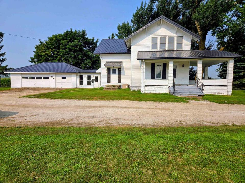 W12828 Reeds Corners Road, Ripon, Wisconsin 54971