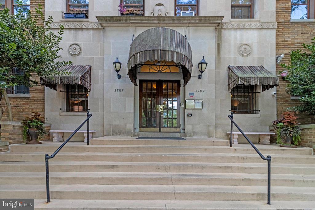 2707 Adams Mill Road NW , 205, וושינגטון, Washington D.C. 20009, ארצות הברית של אמריקה