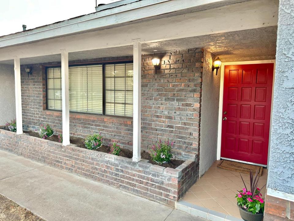 4694 W Shields Avenue, Fresno, California 93722, Stati Uniti