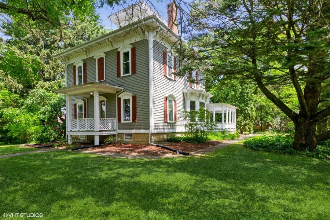 100 E Miller Avenue, Hinckley, Illinois 60520, Estados Unidos