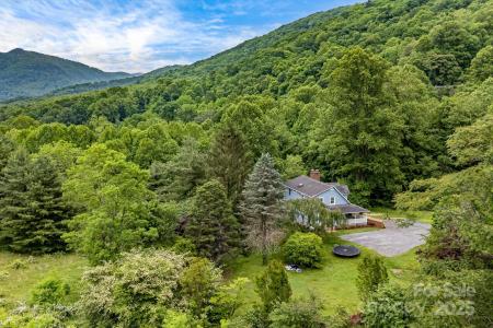 92 Rose Hill Road, Asheville, Kuzey Karolina 28803, Amerika Birleşik Devletleri