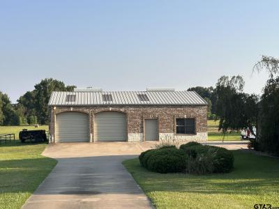 2320 W Hwy 11, Pittsburg, Texas 75686