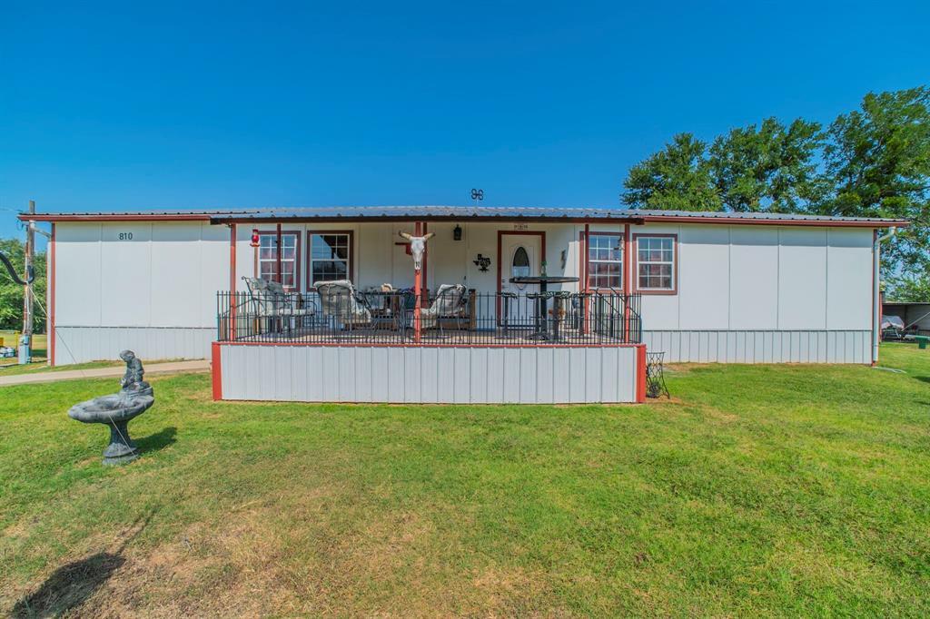 810 Neptune Drive, Granbury, Texas 76049