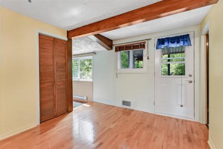 550  Ch. Magenta, Farnham, Quebec J2N 2R2, Kanada