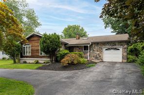 4 Oak Rd, Beacon, NY 12508, USA