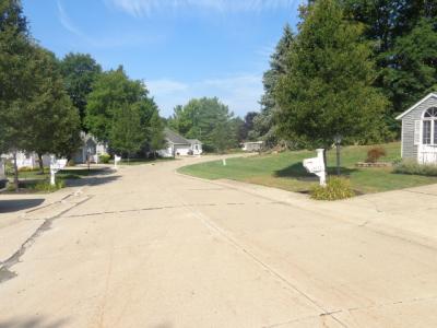 9834 Brookline Oval, Strongsville, 俄亥俄州 44136, 美國