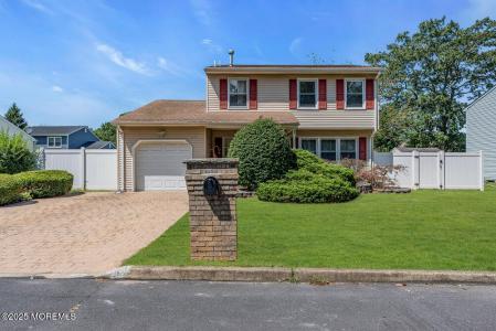 53 Albert Cucci Dr., 벽돌, 뉴져지 08724, 미국