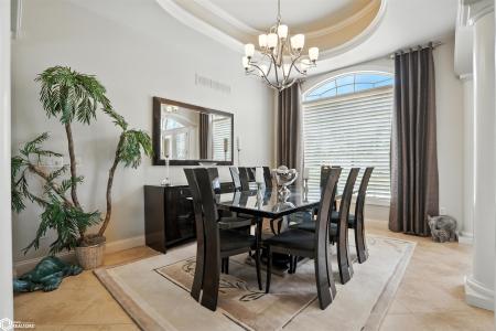 5632 Clubhouse Drive, Burlington, Iowa 52601