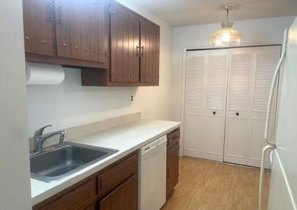 140 Amberly Dr. #C, Manalapan, New Jersey 07726