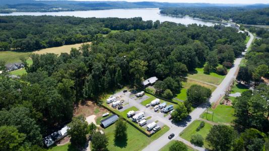 2020 Warrenton Road, Guntersville, 阿拉巴馬州 35976, 美國