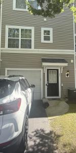 31 Stahlman Lane, Patchogue, New York 11772