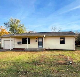 744 S Wilson Place, Cushing, オクラホマ 74023, アメリカ合衆国