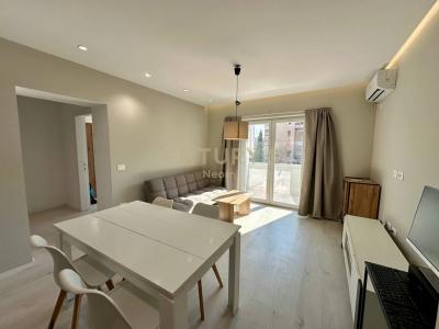 Rruga e Dibrës, Tirana, Albania