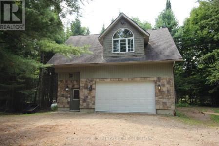 1082 GREEN LAKE ROAD, Algonquin Highlands (stanhope), 安大略省 K0M 1J1, 加拿大