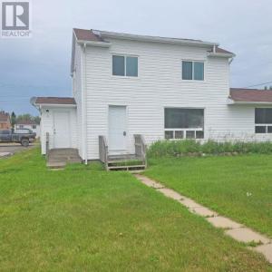2 HOWE STREET, Marathon, Ontario P0T 2E0, Canada