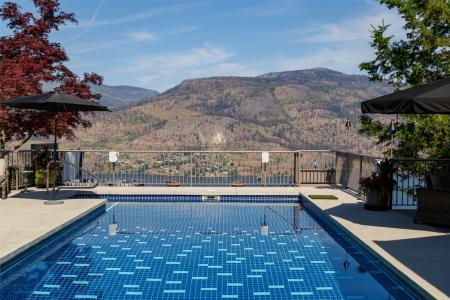 228 CALIBURN COURT, Kelowna, Columbia Britannica V1V 1N2, Canada