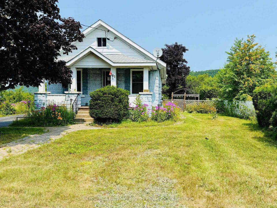 363 PARK STREET, Mattawa, Ontario P0H 1V0, Canadá