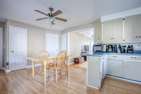 57A-57  Rue Élisabeth, Bedford - Ville, 魁北克省 J0J 1A0, 加拿大