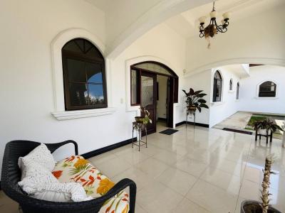 Cuatro esquinas , San Miguel Santo Domingo, 埃雷迪亚 40103, 哥斯达黎加