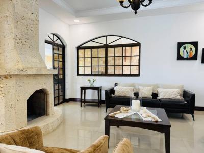 Cuatro esquinas , San Miguel Santo Domingo, 埃雷迪亚 40103, 哥斯达黎加