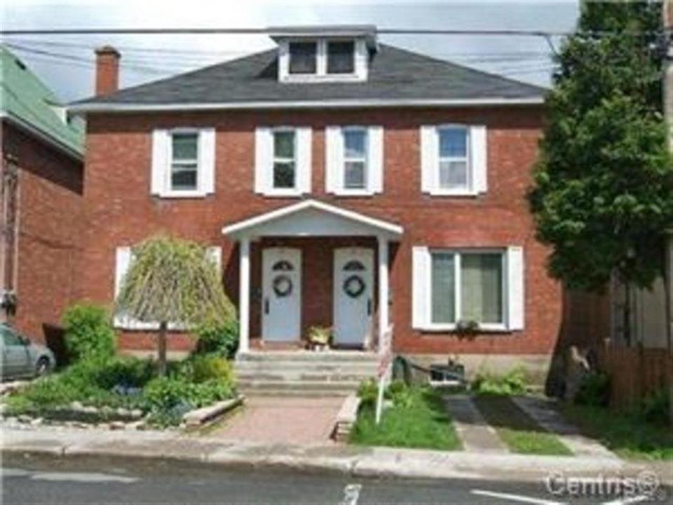 7 Mtée Ste-Marie, Sainte-Anne-de-Bellevue, Quebec H9X 2B5, Canadá