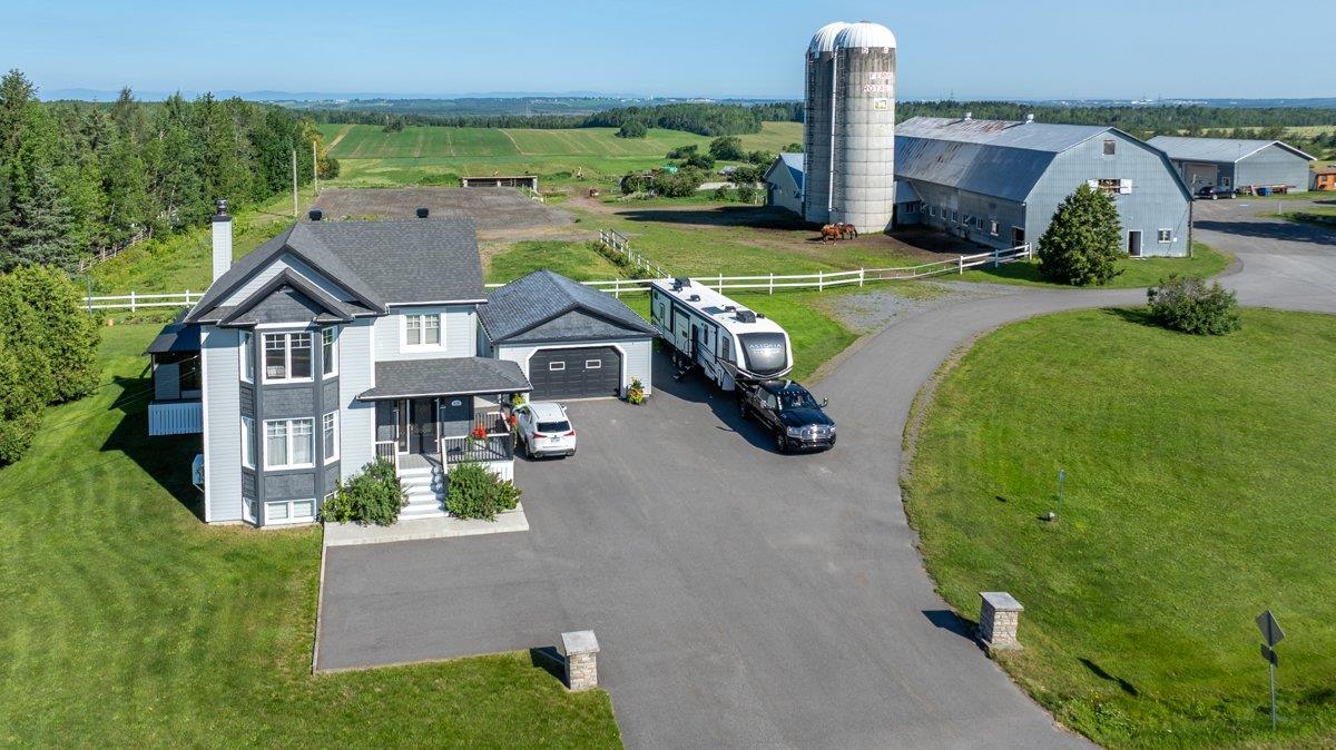 428  Rue Principale, Saint-Antonin, Квебек G0L 2J0, Канада