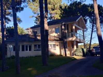 Del Timón y Goleta Hércules 35, Pinamar, Buenos Aires Costa Atlántica 1033, Argentyna