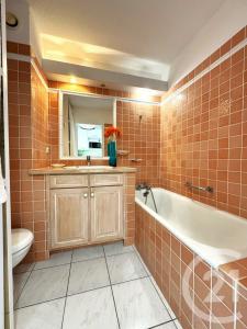 St Tropez, Provence-Alpes-Côte D'Azur 83990, Франция