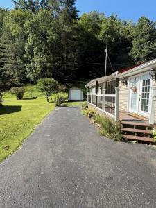 45 Knob Fork Street, Pikeville, Kentucky 41501