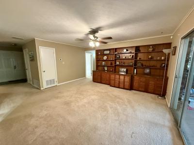 123 Berg Avenue, Camden, Arkansas 71701, USA