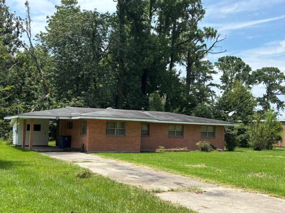 1211 S Lake Arthur Ave, Jennings, لويزيانا 70546, الولايات المتحدة