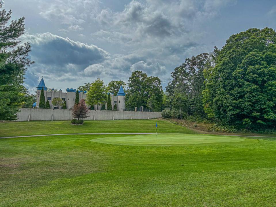 9384 E Circle Drive, Canadian Lakes, Michigan 49346, États-Unis