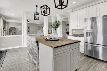 5142 Cedar Mill Lane, Indianapolis, Indiana 46237