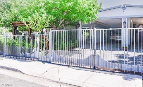 2824 El Toreador Street, Las Vegas, Nevada 89169