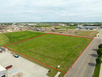 1201 Burlington Drive, Bismarck, North Dakota 58504