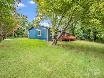 611 Peniel Road, Columbus, Carolina Do Norte 28722, Estados Unidos