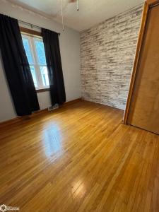 214 E Maple Street, Hubbard, Iowa 50122, Amerika Birleşik Devletleri